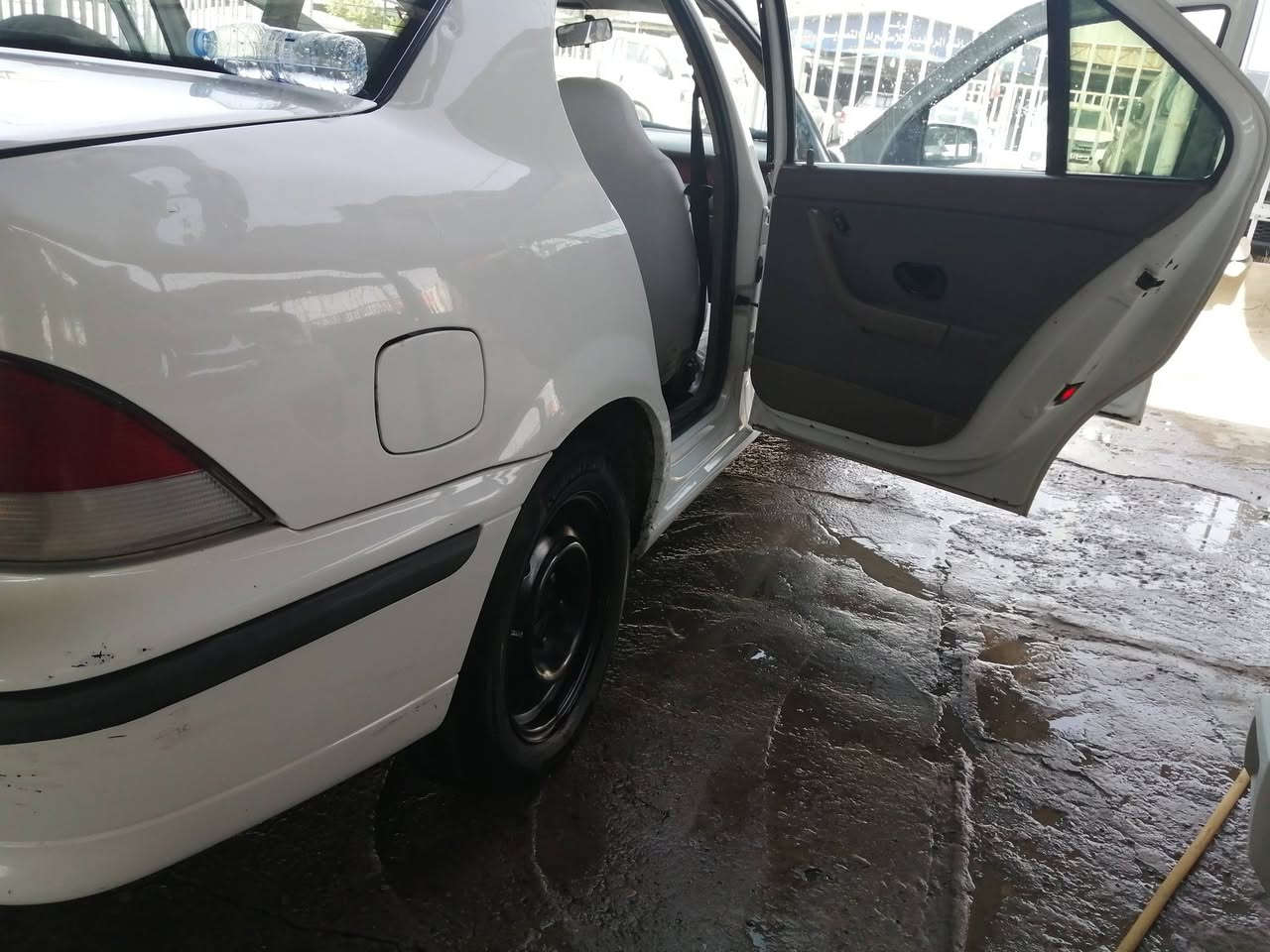 سمند ١١ رقم دولي كربلاء بسمي ناطق كير مكينه تبريد حداديه تخم  تاير جدد صبغ باب سايق قوايش جدد كامله وخير من الله كهربائيات كله ياباني السعر ٤٣ وبيها مجال بسيط لاستفسار *********** مكاني الديوانيه
