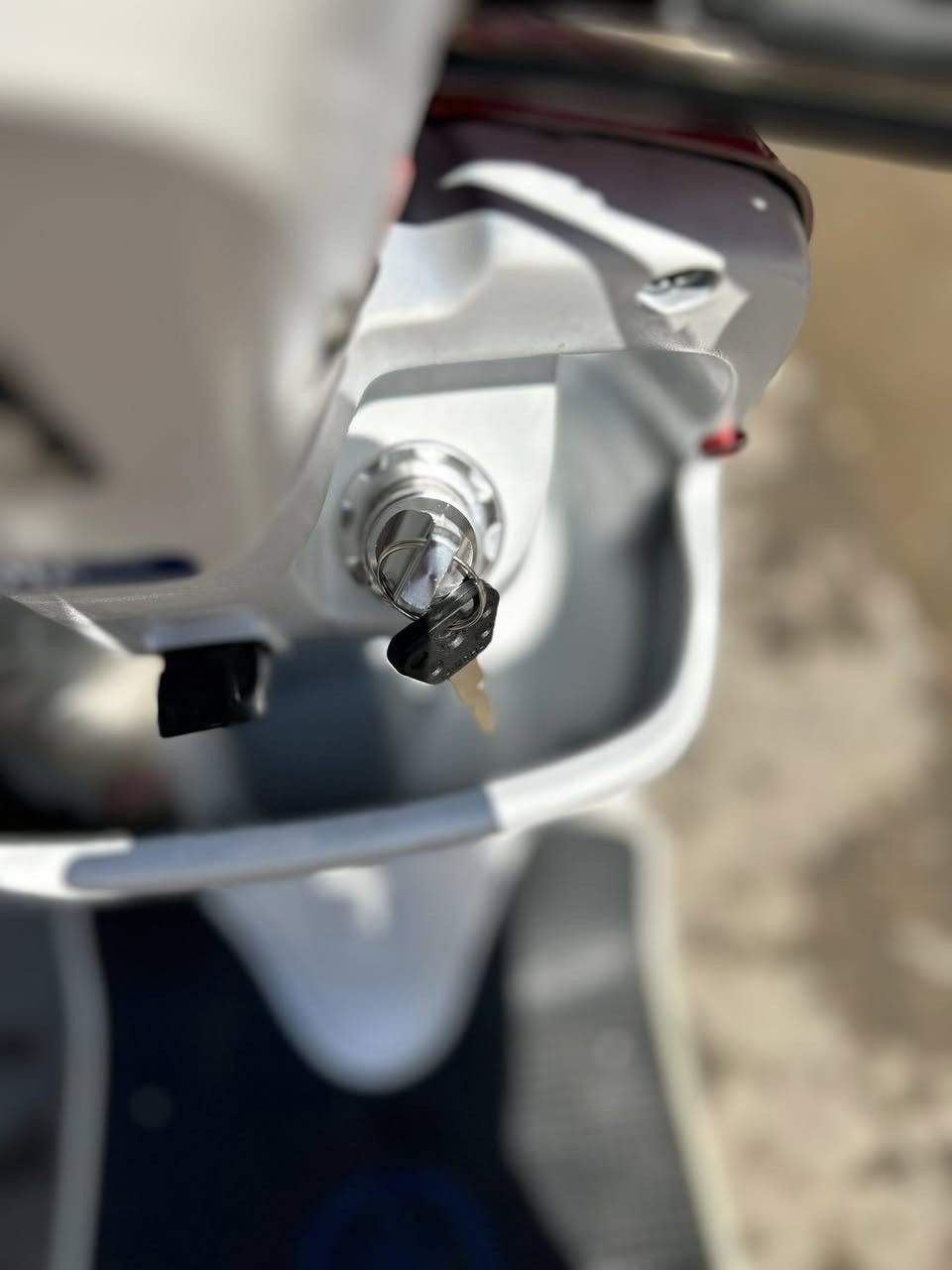 للبيع  او مراوس بماكس نضيفه سعر 450
بطه مزوده كله مكينه 80 
متروسه غراض وكله اصلي دشبول ١٢٠
مكاني كربلاء حي العامل رقمي 

***********
