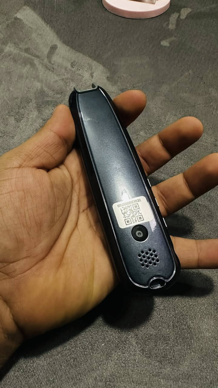 ترجمة فورية ودقيقة للغات المختلفة
تقنية MD8 الحديثة لضمان جودة عالية 
تصميم محمول وخفيف الوزن لسهولة الاستخدام في اي مكان 
بطارية قوية تدوم لفترة طويلة لمرافقتك اثناء السفر او الدراسة 
مزود بكاميرا لترجمة الكلمات 
زر لزيادة وخفض الصوت 
مدخل سماعة سلكية 
مدخل للرام لزيادة المساحة الداخليه 
شاشة OLED لعرض المحتوى بشكل احترافي 
مزود ب WIFI لربطه مع الانترنيت وتنزيل اخر التحديثات 
مزود بتقنية البلوتوث لأستقبال وارسال الملفات 
مساحته الداخليه 8 كيكا 
نضام تشغيل خاص 
شاشة لمس
—————————.ت
التطيبقات :
مسح الكتابة وترجمتها 
الترجمة اونلاين 
ترجمة الصوت 
ترجمة الصورة 
كتابة ترجمة 
قصائد شعرية 
حلول في الجبر 
مشغل فيديو 
مشغل موسيقى 
كاميرا 
البوم صور 
تسجيل ذكي للصوت 
مساعد صوتي 
مصحح تهجئه 

نضام اندرويد حديث الجهاز سعره 60 الف مع التوصيل .


**إذا كنت صاحب هذا الإعلان وتريد حذفه لأي سبب، رجاءا أرسل رسالة إلى الدعم الفني**