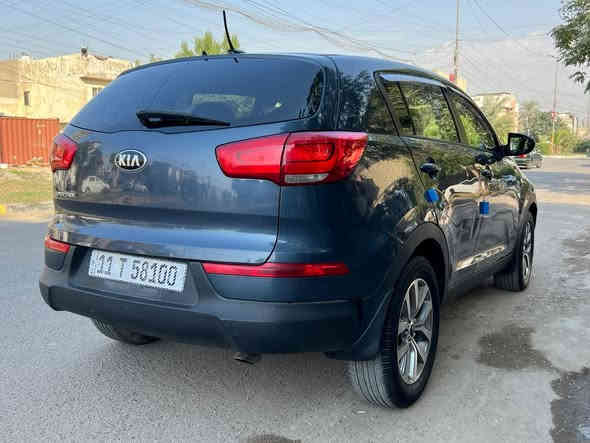 السلام عليكم كياسبورتج 2016 رقم بغداد سياره جديده بمعنه الكلمه محرك وكير مكفولات تبريد تتدفه صدر جديد استخدام شخصي الموصفات
محرك 2400
كآمره شاشه
حساس
تحكم ستيرن
مانع تزحلق
منظومه زنون
سياره نضيفه حيل وناعمه السعر ١٣٣ مجال بسيط للستفسار.   ***********
