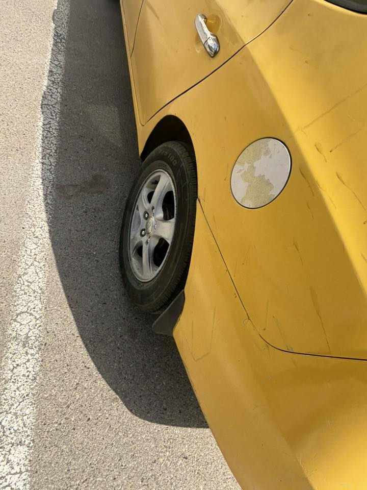 افانتي للبيع 10 بسمي ثاني يوم تحويل مكان ايسر شاصي الغد حوض جملغات خلفيه مكفوله وماصبوغه قبل وهسه يرادله صبغ صدره نص ونص والبقي مكفول من كولشي محرك كير تبريد تايرات باتري جديد رقم انبار انكليزي بسمي مصفره من كولشي مكفوله من معجون قماره تكم قطع تبديل ماكفل لانو مو مهم التبديل خليجي وقطعه ب 40 الف فا اكيد محد يصلح. *********** سعر مناسب 102 وبيه مجال الطيبين.
