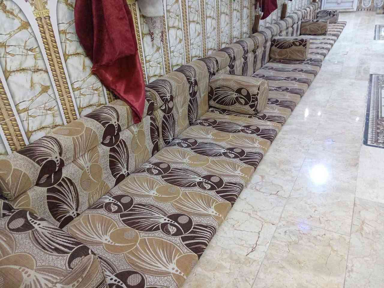 ديوان للبيع نضيف كلش ي يحتوي  دواشك عدد 12
مساند 21+زوايه 2
تكيات 14 ناصرية للاستفسار واتساب ***********
راسل وبيك خير وتدلل ( مكلف بلنشر لاتدخل خاص)
