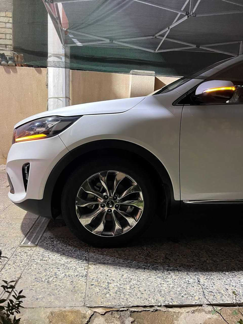 🧿اللهم صلي على محمد و الي محمد 🧿
سورنتو للبيع 2018 شكل 20 رقم بغداد الجديد بسمي 

مكفوله ( لا ضربه لا صبغ لا بارد لا فتح لا تبديل ) 

ماشية 48 الف بوضع الزيرو 📦

الموصفات السياره فول قماره حديد المرغوب 

🔹حساس امامي خلفي

🔹كامره خلفيه دواره

🔹شاشه كبيره 8 انج

🔹الباب الخلفي للصندوك كهربائي +حساس

🔹سايد ابريك بصمه

🔹المقاعد الاماميه كهربائي

🔹تشغيل بصمه +بصمات عدد ٢

🔹المري الجانبيه كهربائي

🔹اشارة بلمرآة الجانبيه

🔹بلوتوث+ اوكس+ يو اس بي

🔹لد نهاري +بلاجوكتر ٤عدسات

🔹شاحن موبايل واير لس

🔹تبريد ٣ قطع

🔹بردات نوافذ للمقاعد الخلفي

🔹ثلاث انظمه للقياده

🔹تحكم ستيرن جهتين 

🔹ترحيب الداخل والدوسات ليزري

🔹٧ راكب

🔹٦ سلندر مكينه ٣٥٠٠

‏      

========================

رقم الهاتف *********** مكان بغداد
