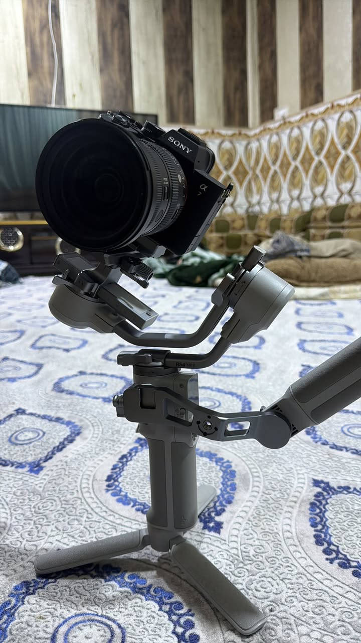 رونين البيع سعر 450 جديد مامستخدم فقط فتح الكارتون كير جيس***********
