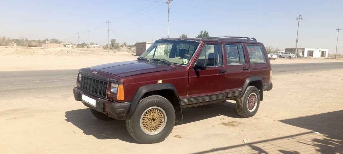 جيب شيروكي مديل1991 حداديه جديده تخم جديد سنويه 29 مكينه ثنين ونص مداور ثاني يوم المكان ذي قار سيد دخيل الهاتف***********
