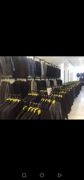 السلام عليكم جاكيت رسمي أوربي سعر نار 🔥
‏أصغر قياس 52 أكبر قياس 60 أحجام مو نظامي
‏يعني أحجام مشكل شرط كلها جديد سعر القطعة 6 ألف 
‏فقط! ملاحظة ما نبيع توصيل تجي تشوف البضاعة تفحص عجبك احجز عندنا كمية فوك 7 ألف قطعة وإذا 
‏تحجز شلع السعر بيها مجال العنوان دهوك للاستفسار 
‏اتصل ***********
