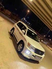 لاندكروز GXR • ٢٠١٣ • ٦ سلندر ٤٠٠٠