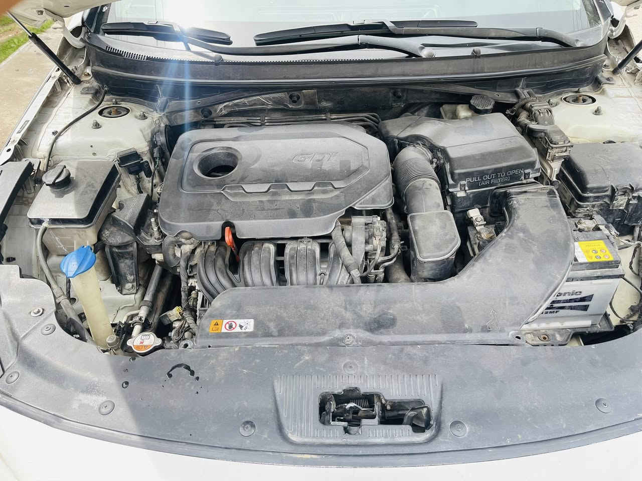 سوناتا 2016 وارد امريكي ضرر بنيد
ودعاميه وبيها مكانات صبغ 
شاشه 
حساس 
رقم اربيل 
حداديه وكير ومحرك جديد 
السعر 105 
 مكان بغداد
رجاء الشراي يتصل 
***********
