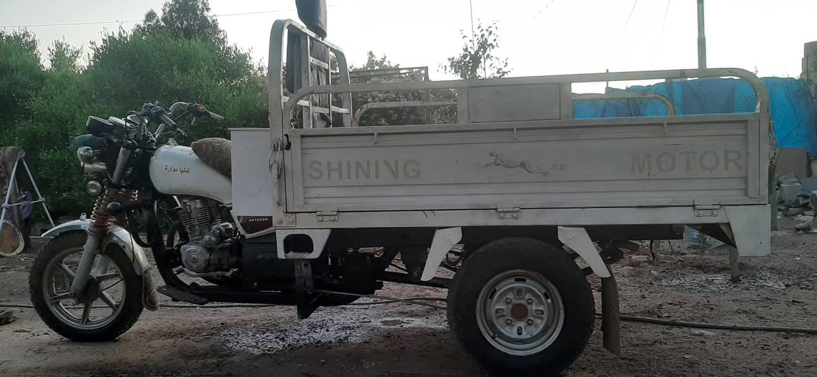 السعر ١١٠٠ بيها مجال قليل
يرهم مراوس بماطور حسب الاتفاق 
***********
