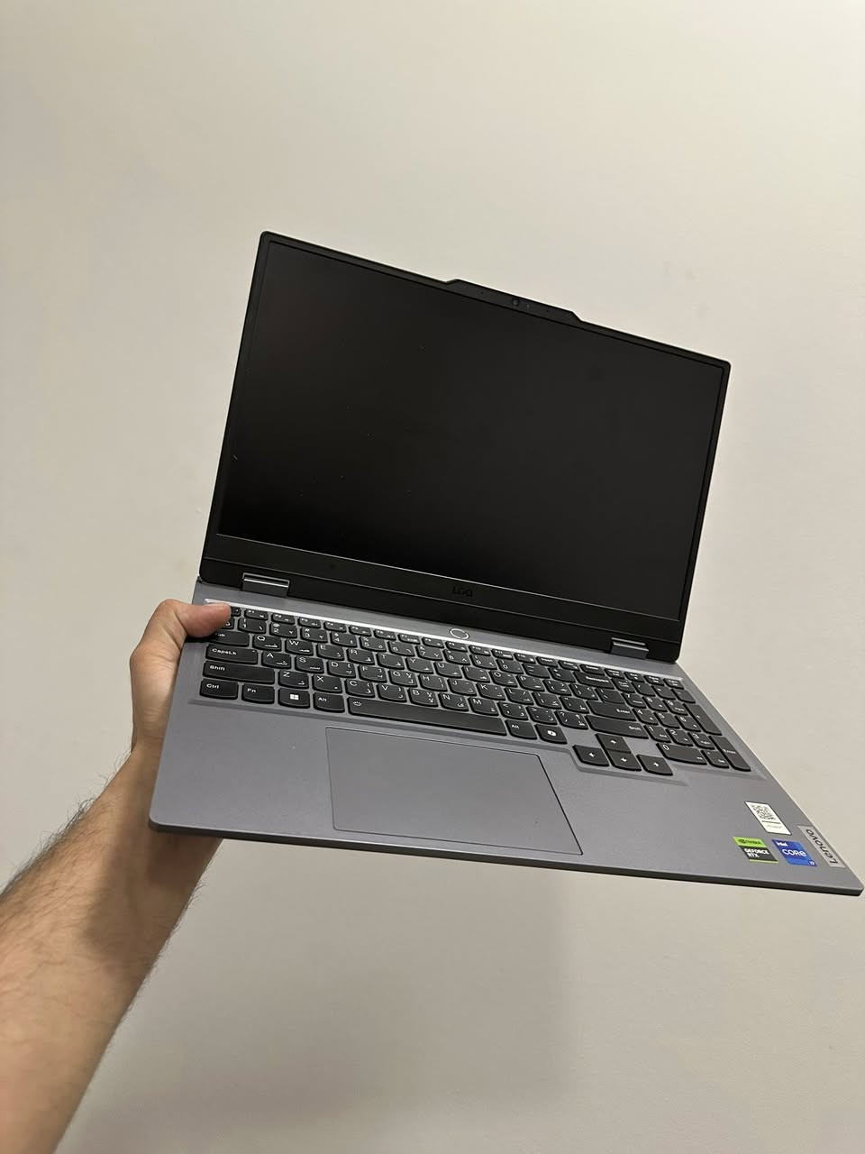 Lenovo LOQ

خلاصة المواصفات
• المعالج: Intel Core i7-13650HX (جيل 13، فئة الأداء العالي جداً "HX").
• كرت الشاشة: NVIDIA GeForce RTX 4050 (بذاكرة 6GB GDDR6).
• الرام: 16GB DDR5 (بسرعة حديثة جداً 4800MHz).
• التخزين (مزدوج): * SSD NVMe 512GB (للنظام والبرامج الأساسية).
• SSD NVMe 1TB (مساحة إضافية ضخمة للألعاب والمشاريع الثقيلة).
• الشاشة: احترافية تدعم تشغيل أقوى الألعاب والبرامج الهندسية بوضوح وسلاسة.
• النظام: Windows 11 Pro.

السعر مليون و 100
مكاني بغداد و ماعندي توصيل


**إذا كنت صاحب هذا الإعلان وتريد حذفه لأي سبب، رجاءا أرسل رسالة إلى الدعم الفني**