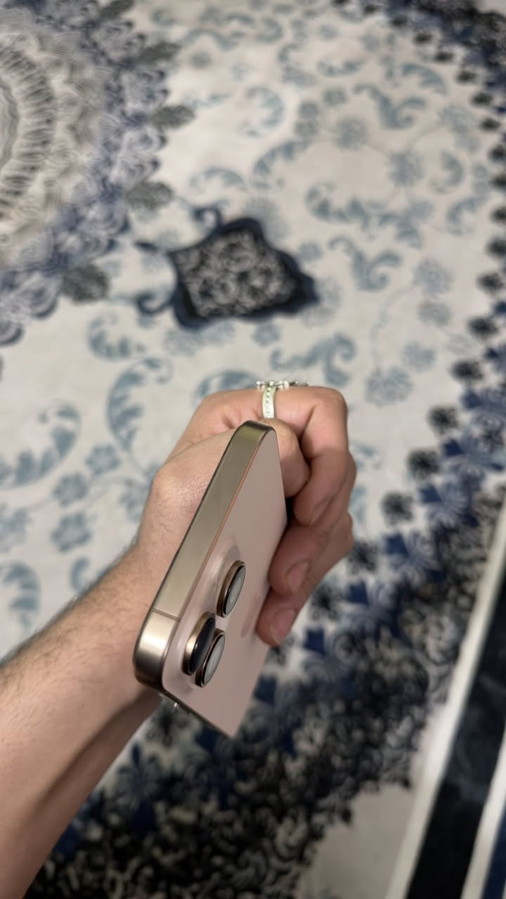 سلام عليكم 
ايفون 16 برو ماكس نضافه 100‎%‎ مكفول من كلشي من الشخط والتبديل
ذاكره 256 بطاريه 92 شوفه عدل وانطيني سعرك ع هذا الرقم *********** 
📍مكاني بغداد مدينه الصدر
