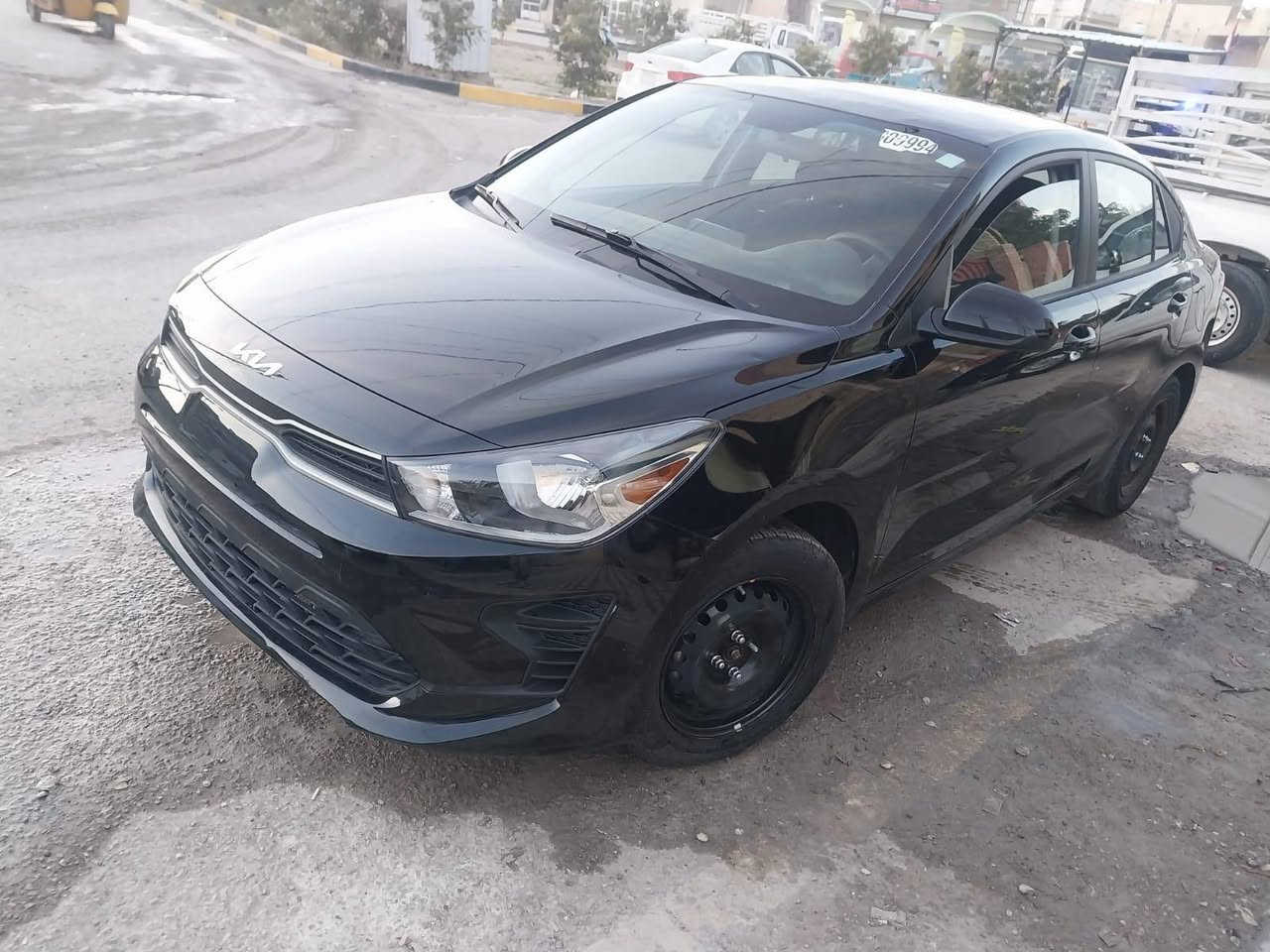 كيا ريو 23 دخول جديد  ممرقمه محرك 2000 دوش وكير 8 نمره ضرره كليش خفيف بارد امريكي كامل مواصفات عده فتحه سقف  مابيه    ويربكاته كله سليمه  وصور الحادث مال امريكا موجود بالمنشور مكان السياره بعقوبة التحرير  السعر 125 /***********/***********
