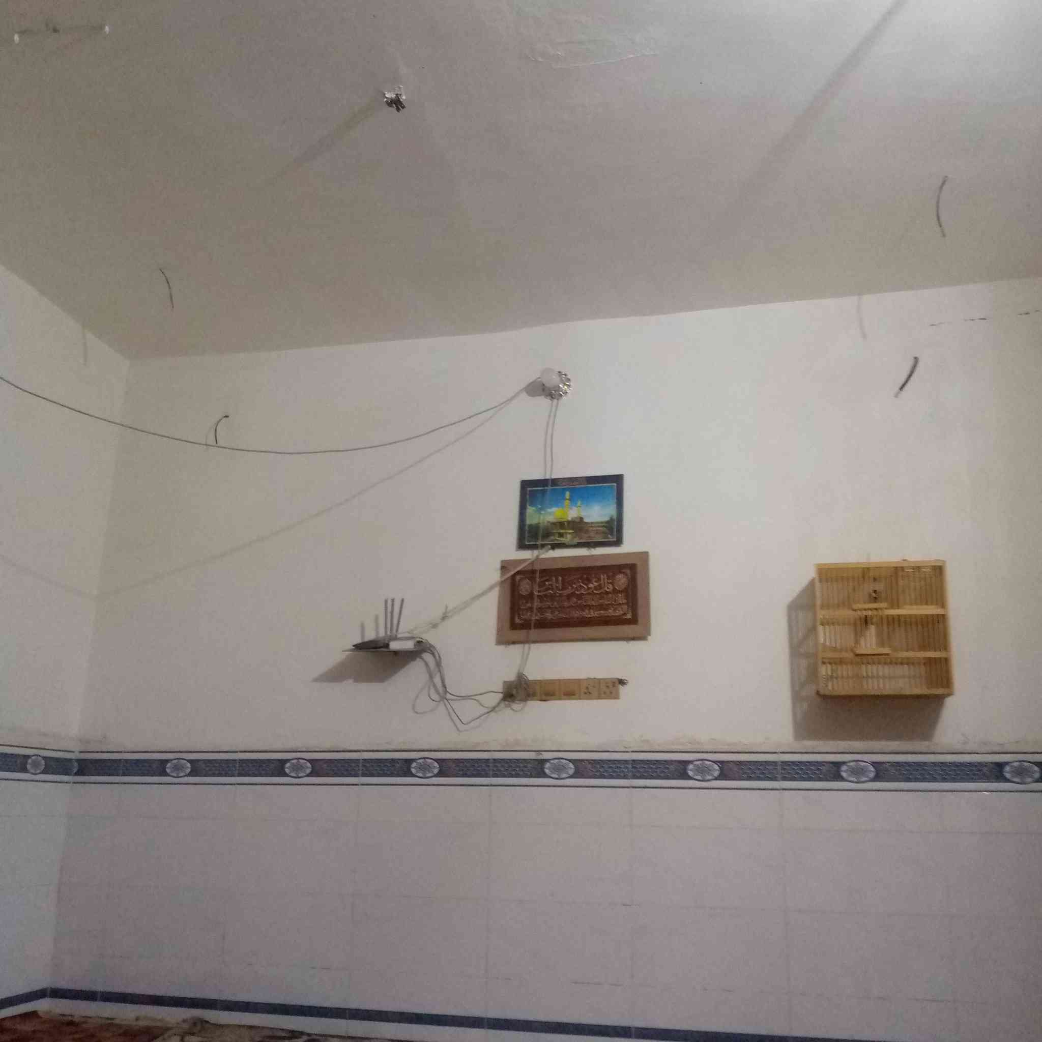 دار للبيع وبسعر مناسب 
قرب جسر الشوملي -طريق ال عمار -حي الجوادين
أرض وسقف كونكريت مساحة 240 م
غرفتين نوم وصاله وديوانيه ومغاسل ومطبخ وگراج 
شارع الگصاب 
للتواصل ***********
