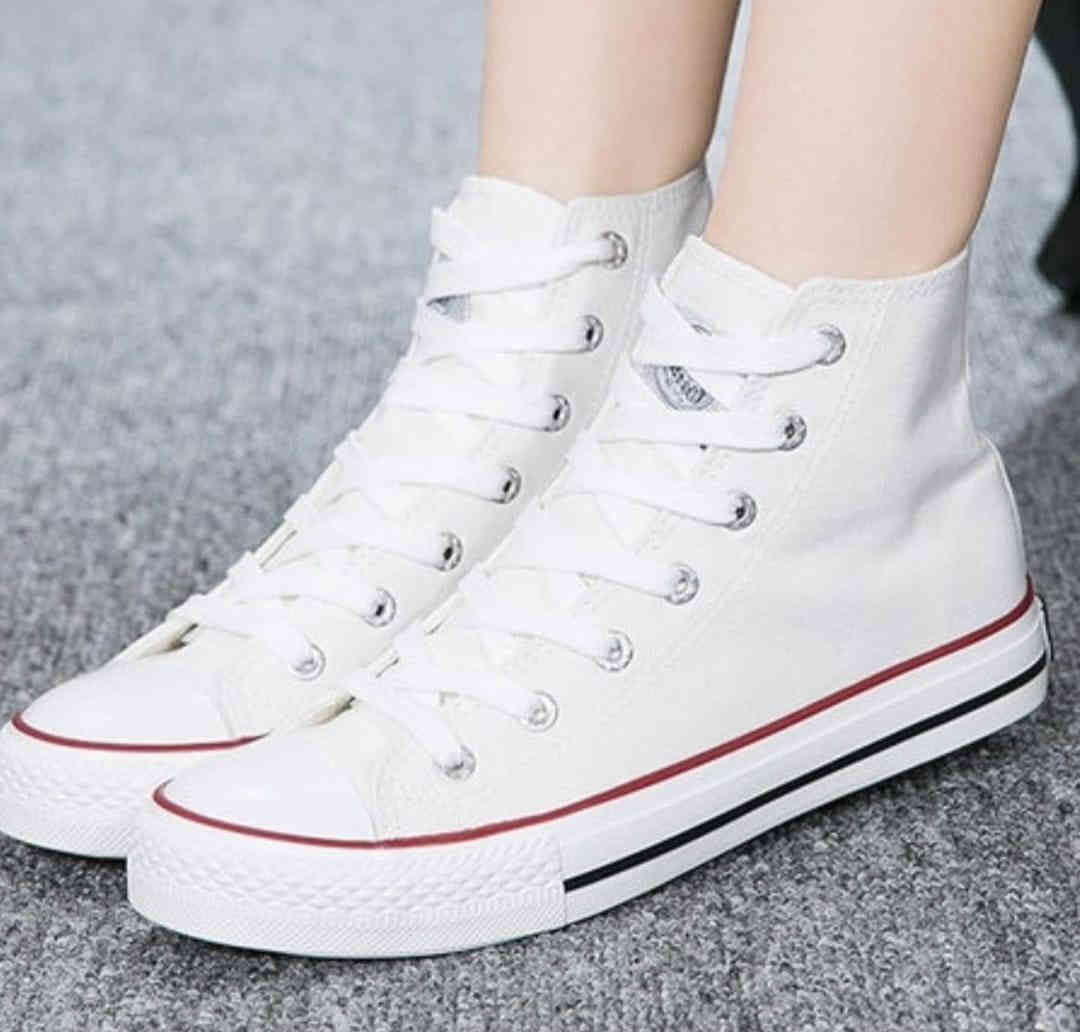 سلام عليكم احذيه ولادي بناتي بضاعه كوريه اصليه مو صيني وشرط الضمان يوجد توصيل داخل حي العامل والمناطق المجاوره للحجز راسلونا على الوتساب ***********
