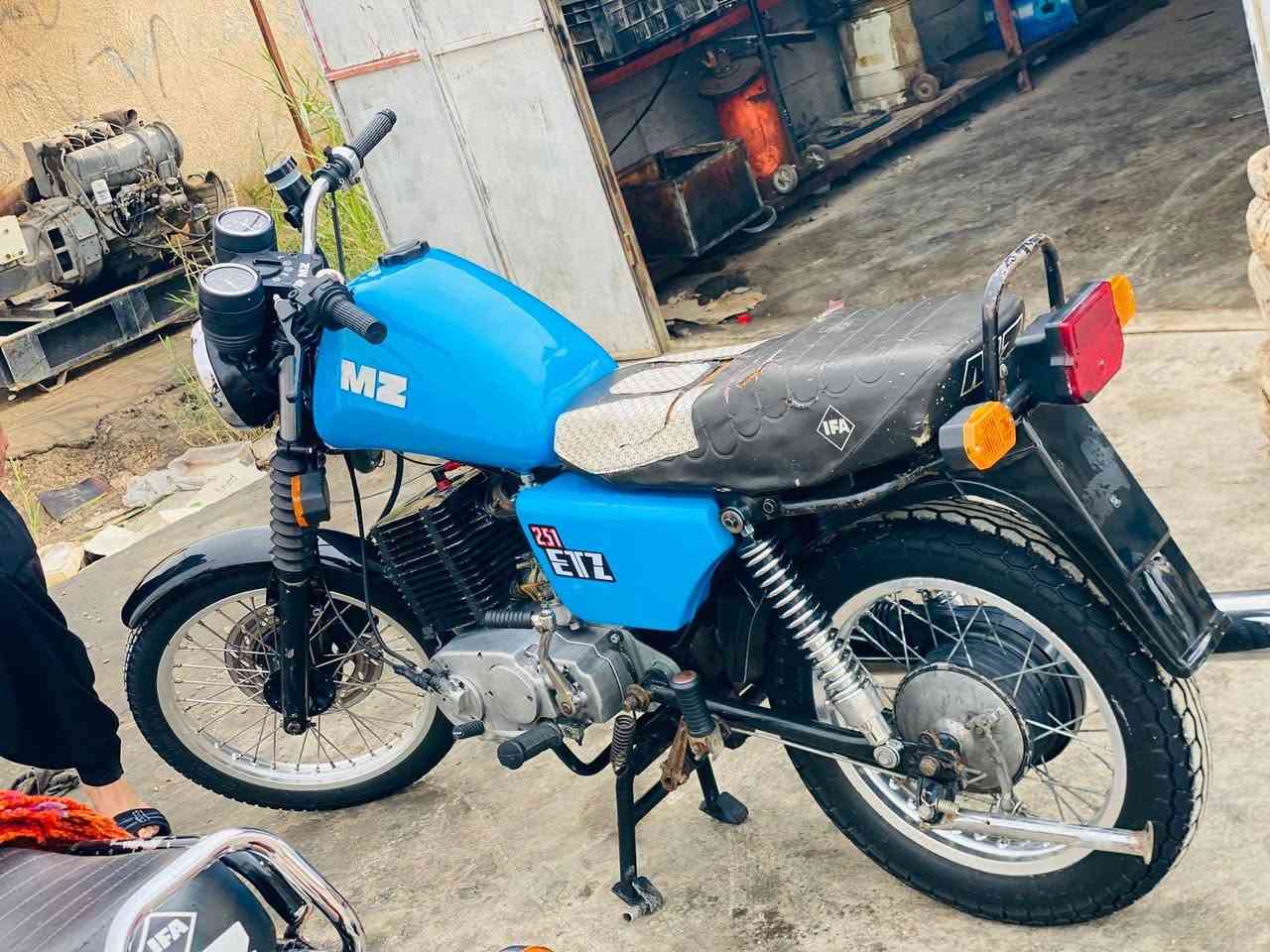 سلام عليكم دراجات ثنين للبيع مكان ديالى مندلي باقي تفاصيل على خاص المؤشراي  لايدخلي خاص ولا يسأل


**إذا كنت صاحب هذا الإعلان وتريد حذفه لأي سبب، رجاءا أرسل رسالة إلى الدعم الفني**