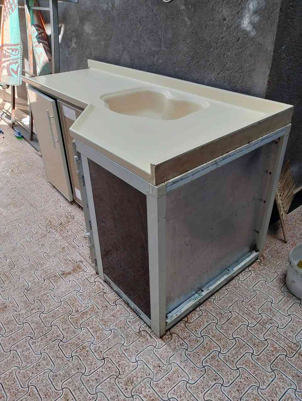 للبيع سنك مرمر تفصال ثقيل الاصلي جديد كلش مترين اله ربع قياسه الشراي ينتصل عله الرقم او يجي خاص مكاني سوق الشيوخ ***********
