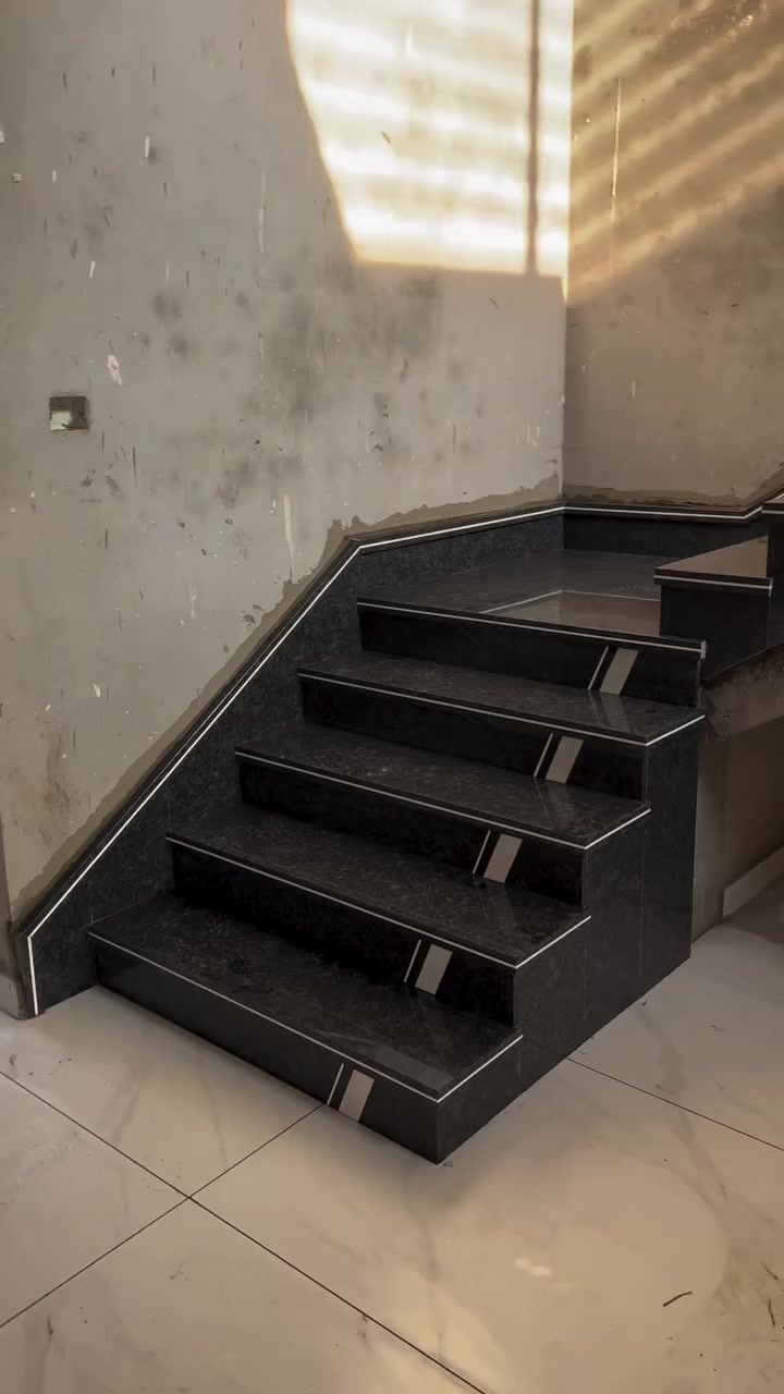 السلام عليكم محتاج مقاول او مهندس 
اشتغله كافة اعمال المرمر والبورسلين داخل واجهات شرط عمل هندسي مكاني نجف ***********
