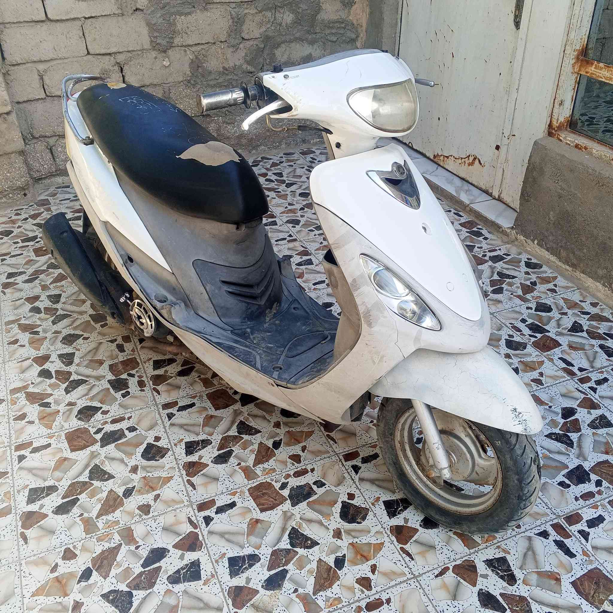 السلام عليكم ماكس منغولي للبيع السعر 400بيها مجال دراجه ناعمه شلعه بيها نواقص بسيطه مكان بابل الدبله الاتصال ***********
