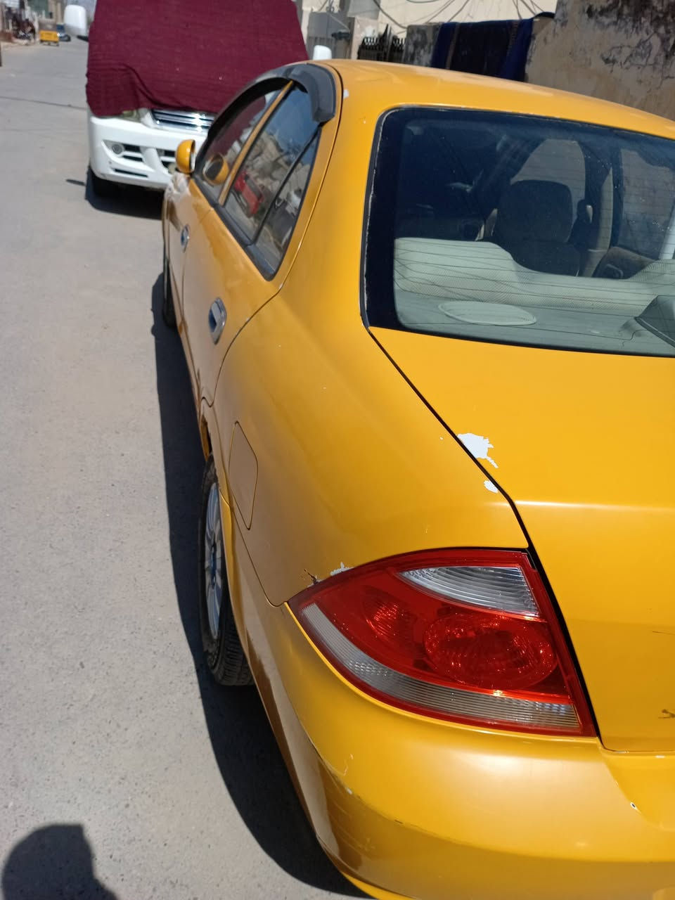 نيسان صني 2008 بدي كوري محرك أبيض كير عادي كما هو موضح بالصور بأسمي السعر ٦٥... الاتصال على الرقم ***********
