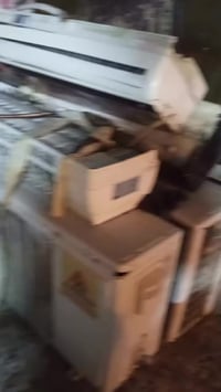 سبالت لبيع 3 لعدد شركات  لحافض وهاذه رقمي بسعر مناسب 07750045531