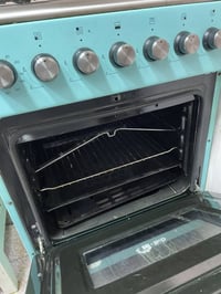 طباخ مستعمل • فرن ما مستعمل • عيون مستخدمة قليلة