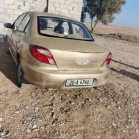 محرك وكير نضيف • ٢٠٠٠ • ضرب باب خلفي