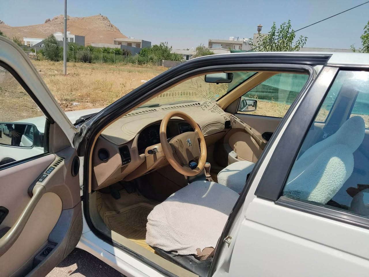 بیجۆ 405 گراین شەفت 
بێبۆیاخ گێڕو مەکینەو تەقەو ڕەقە بەشەرت سەنەوی تازەیە پێشی تازە داگیراوە 

نرخی 48 مەعامەلە 

ژمارە تەلەفون / *********** السليمانية, العراق
