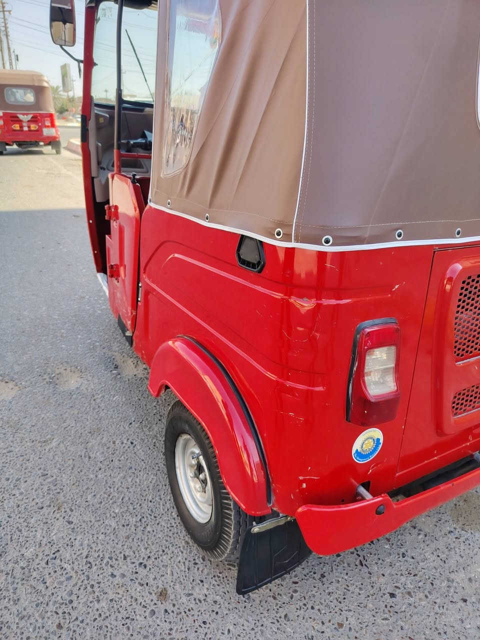 تكتك البيع موديل 22 رقم سنويه كربلاء انكليزي بسمي تحويل مباشر تكتك نضيفه كلش اي نقص مابيها السعر 8 //// *********** المكان كربلاء
