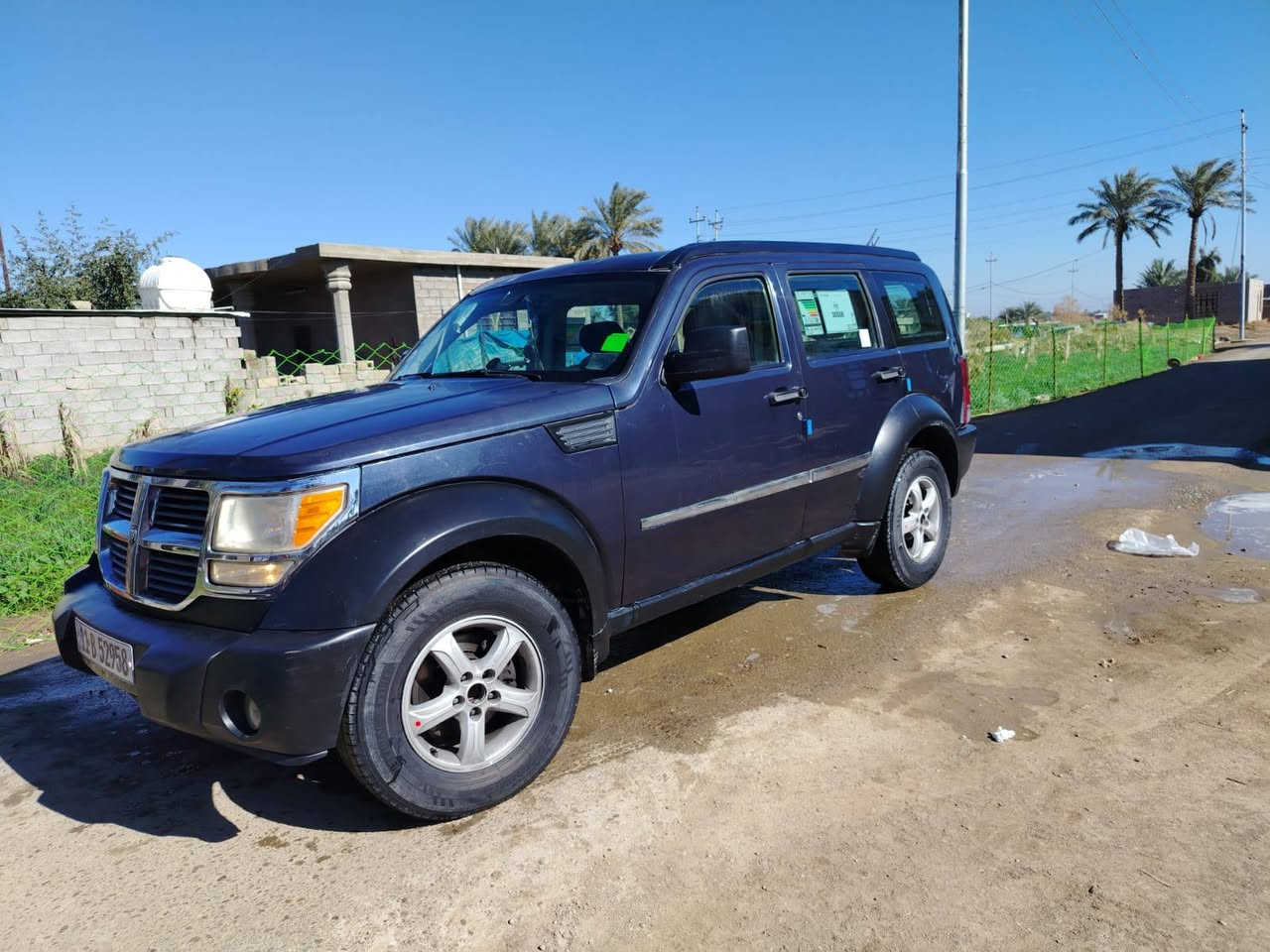 السلام عليكم ورحمة الله وبركاته  للبيع سياره دوج نترو 2008
كما موضحه بصور مع السونار
بغداد رقم دولي 
*بيهه يطلع صوت بلمحرك بغيره ماعرف موجود بلفيديو موثق
مستعجل على بيعتهه
السعر •••• اتصل ومانختلف انشاء الله 
***********
***********
