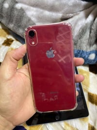 ايفون xr مكفول من عطل جهاز نضافه حلوه ومرتب  بطاريه 85مبدله اصليه شرط ...