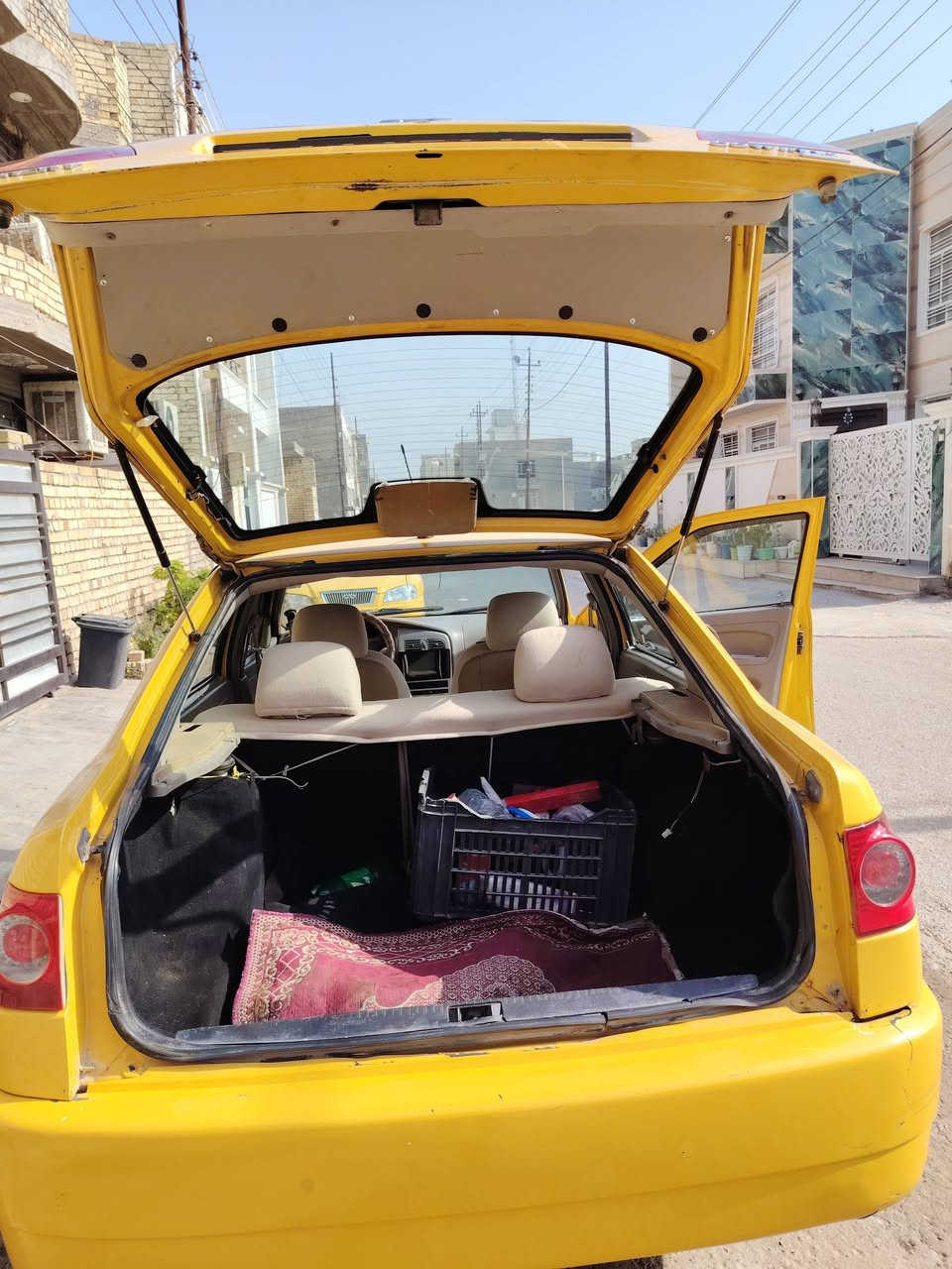 سلام عليكم شيري كوين موديل ٢٠١١ سياره الكشر كدام العين ومكينه وكير صدر امامي خلفي كله جديد تايرات نضاف دوشمه جديده سياره خير من الله قبل سبوع بدلت كير مال حاويه  وخير من الله كلج جديد طبي نقصه بس مشط ستيرن  صدر كله جديد قبل جمعتين مسوي سياره والله خير من الله لا غرامات ولا هيئه كله مصفره سنويه ال ٢٠٣٠  سياره بسمي كبل احولك رقم جديد وهزه جديده سعره ٣٥ وبيه مجال الطيبين  *********** هاذه رقمي بس واتساب بي
