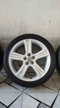 ويل كروم حجم 17شرط بلادي لاكسر لاعواج عليها تايرات جدد مراوس بويل عادي...