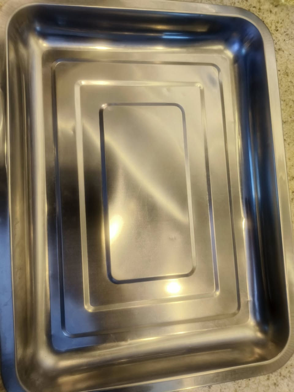 السلام عليكم غراض للبيع جديده غير مستعمله الاستفسار واتساب ***********
