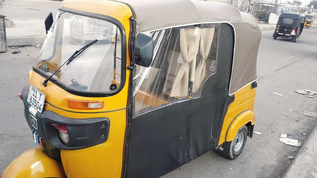 تكتك مديل 18 شهر 11 معمره نضيفه كبل لشارع 
مكينه مديل 20 
مكاني بغداد الحسينيه 
***********
