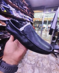 ROCK PORT • ٤٤ ونص • جلد طبيعي