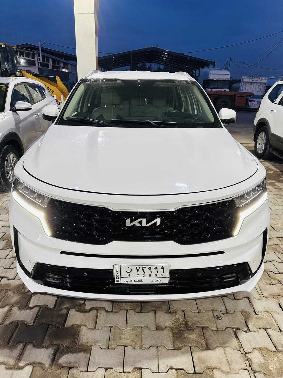 سلام عليكم 

البيع. فقط فقط 

سعر ٢٢٥ قفل 

بيها ضربا بل بجم  صبغ ٣ قطع 

صبغ  جاملغ +امامي +بنيد. + باب    شاصي. بيها تصليح وصبغ.    

موديل 2023

ماشيه ٩٠

رقم بغداد 

***********
