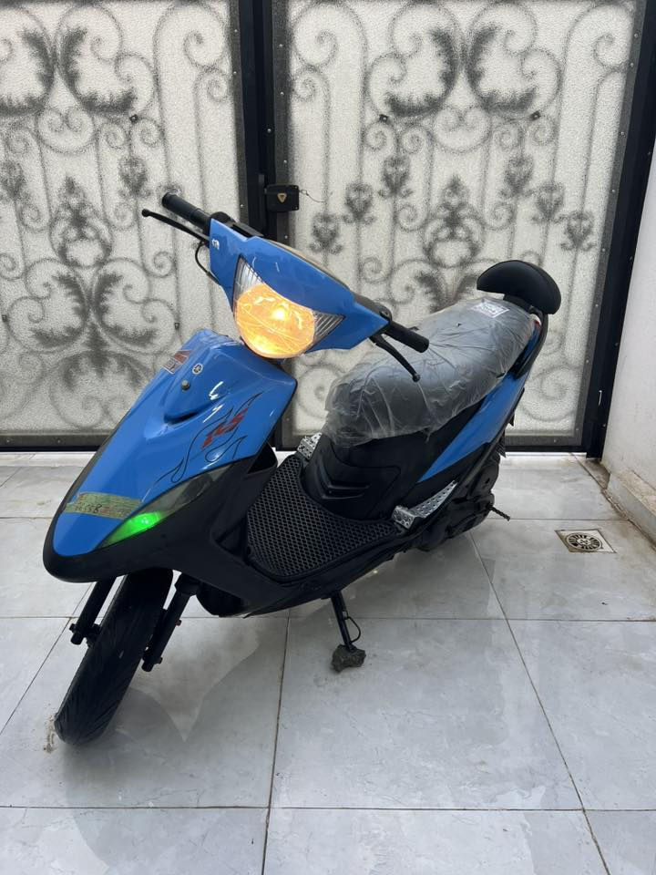 سلام عليكم
ماكس عدله للبيع أو مراوس حسب قناعة 
محرك ٥٥ شلعه معدل فول صالنصه بيلاد كاتم سلف رياضي تايرات جديد كهربائيات كل شغال محرك ناعمه لا صرف لا بخار كفاله شرط ١٠ فيتر نكره سلف ب كل وكت دراجه خيرمن الله مابي نقص عنوان كركوك تلفون ***********
