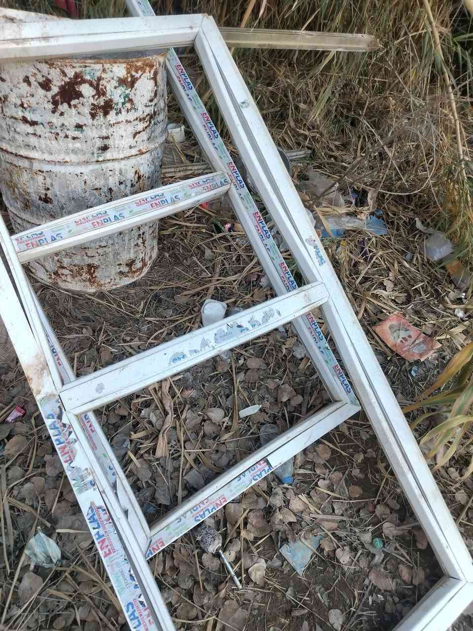 سلام عليكم قواطع باب انمنيوم انضاف للبيع ***********
