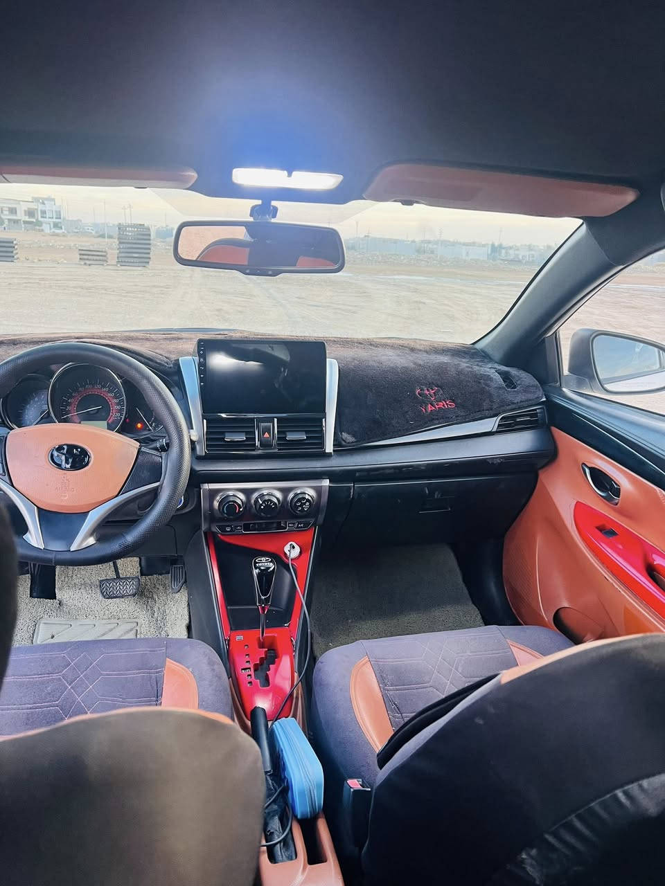 تيوتا يارس موديل 2015بي سبوغ  مكينه گوره هه موو كياني به شرته ده بوده عامي  پينج ويل كپه  نرخي$123                       ***********
