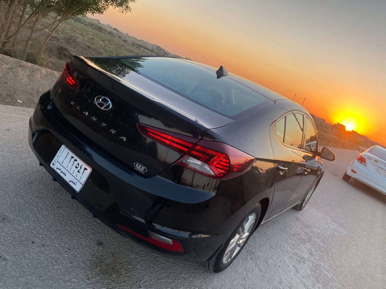 سلام عليكم الانترا مديل 2020 رقم مثنى وارد أمريكي باقي سنه وصير حره بيه فقط باب وجاملغ حادث امريكه مواصفات نص فول عليه غرامات ٣ ورقات عل مشتري سعره 108 وبيه مجال بصيط مكاني نجف ***********
