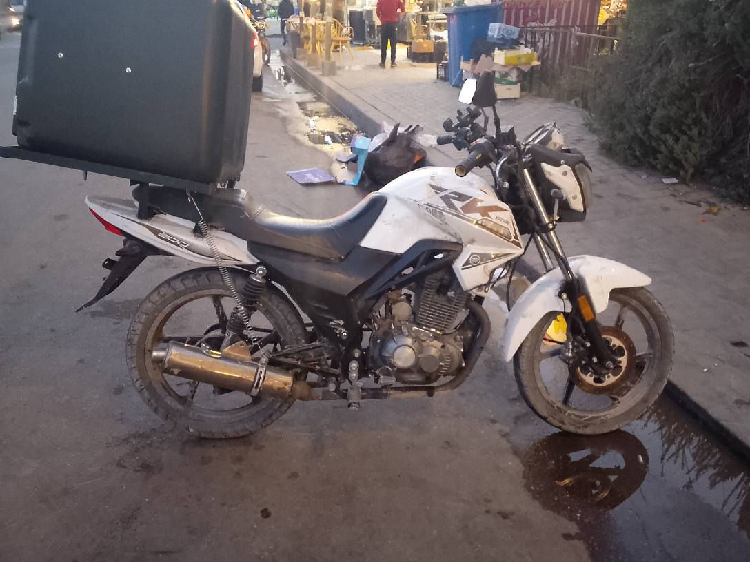 الدراجه نضيفه بيه خيط تبخير السعر 800وبي مجال رقم *********** بغداد, العراق
