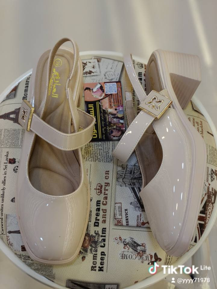 جديد كل يوم وي مول النسيم قسم الاحذيه والحقااء الطابق الثاني عنوان شطره شارع حوني تقاطع شحيم الحجز او استفسار ***********
