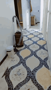 شقه للايجار هفلان أيجار ٣٠٠ الف للتواصل واتساب ***********
