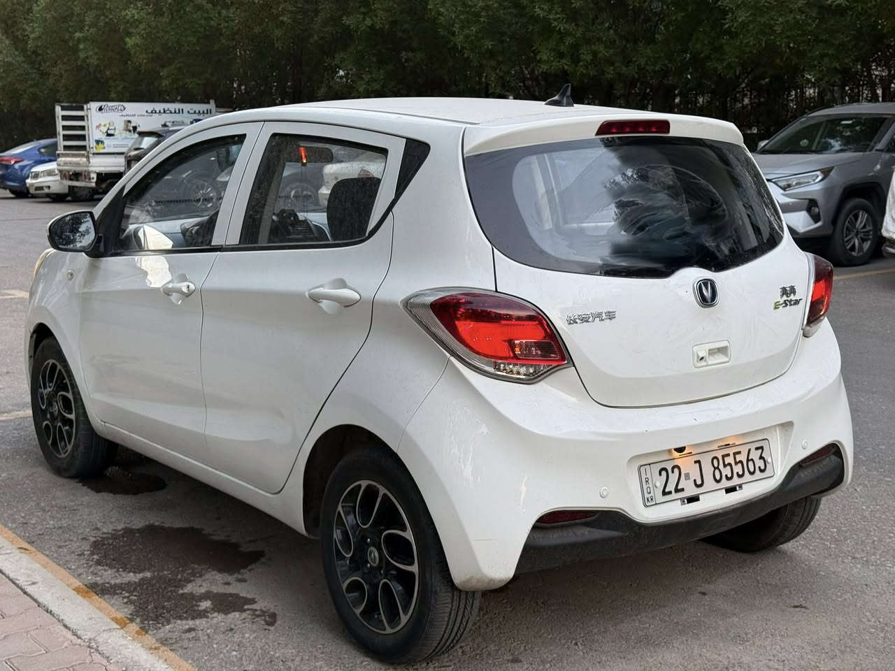 السلام عليكم
شانجان E-star
للبيع موديل 2022 ماشية 18k 
فول كهرباء تمشي 310km
بلشحنه الوحده 
رقم شمالي وياها شاحنتها الاصليه 

 ***********
