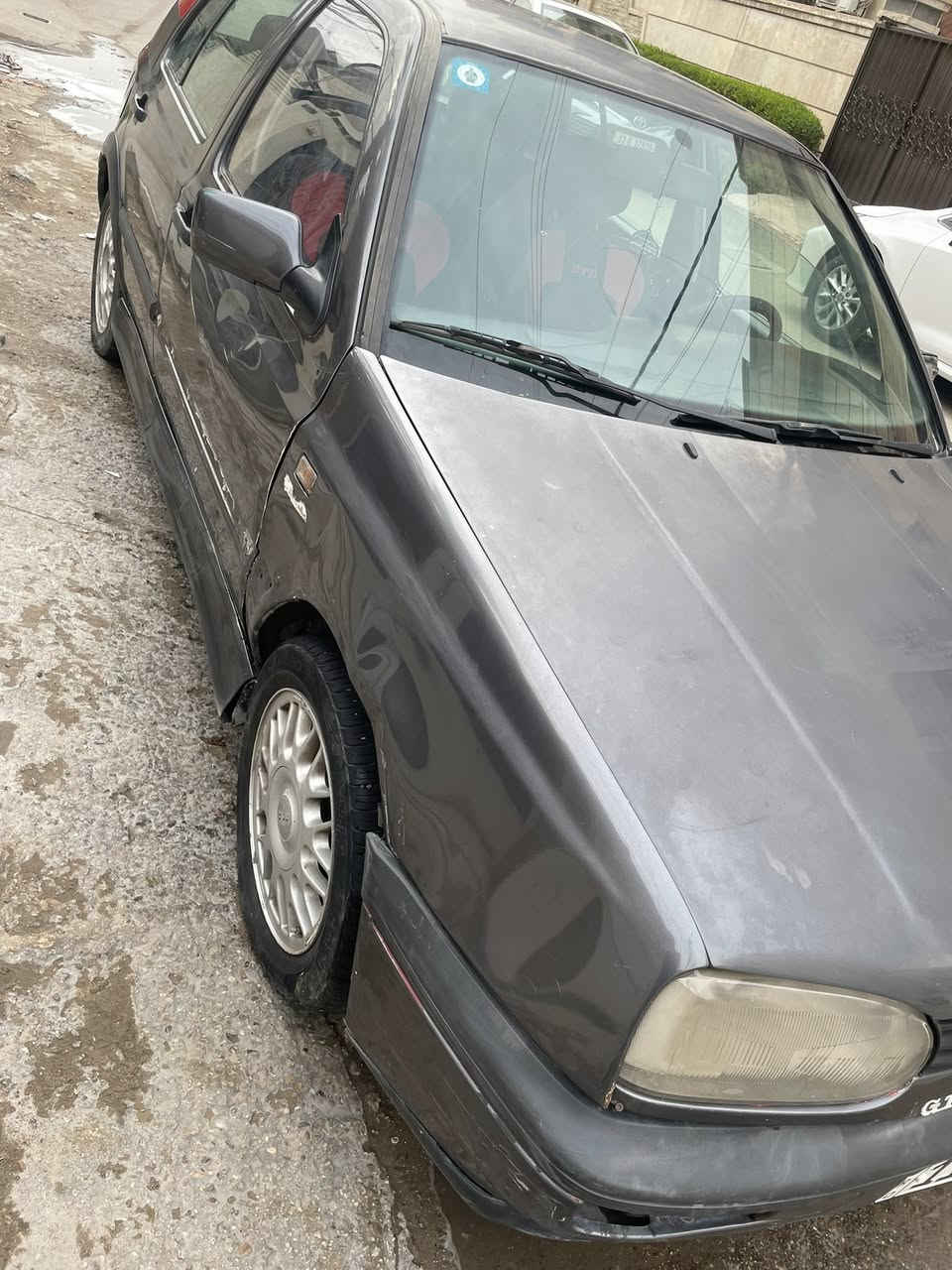 گولف1992 للبيع
رقم انكليزي السيارة بأسمي تحويل مباشر 

السعر 40
مكاني بغداد
***********
