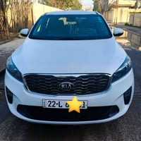 اخوان سياره سورينتو للبيع 2019 وارد امريكي 4سلندر  ماشيه 87الف رادار خ...