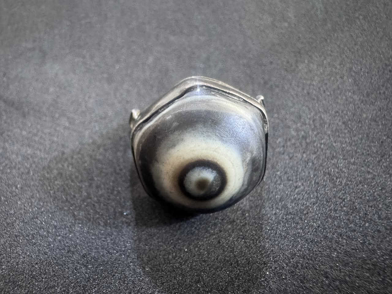 للبيع :جزع يماني بقري ناشف قديم جدا درجة اولى


**إذا كنت صاحب هذا الإعلان وتريد حذفه لأي سبب، رجاءا أرسل رسالة إلى الدعم الفني**