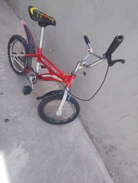 بايسكل باله حجم 16 السعر 50 وبيها مجال  للاستفيار 07510411302