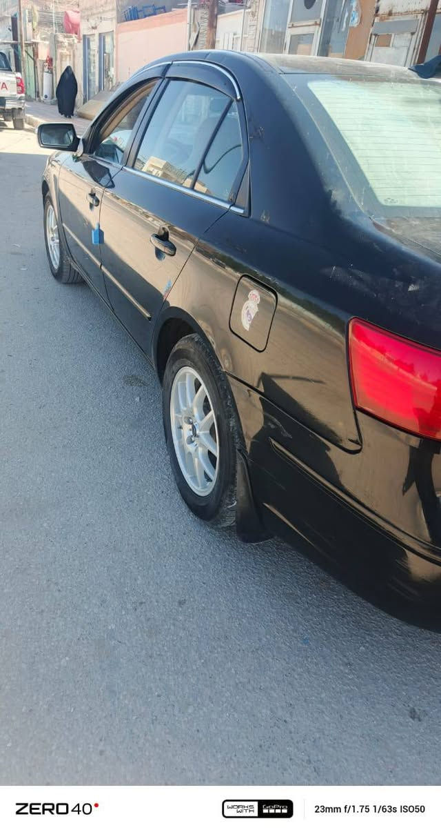 السلام عليكم سوناتا للبيع 2009 مكينه كير شرط مكينه 2400 توش سياره فول مواصفات واحد علا واحد مكفولة كفالة عامه ***********
