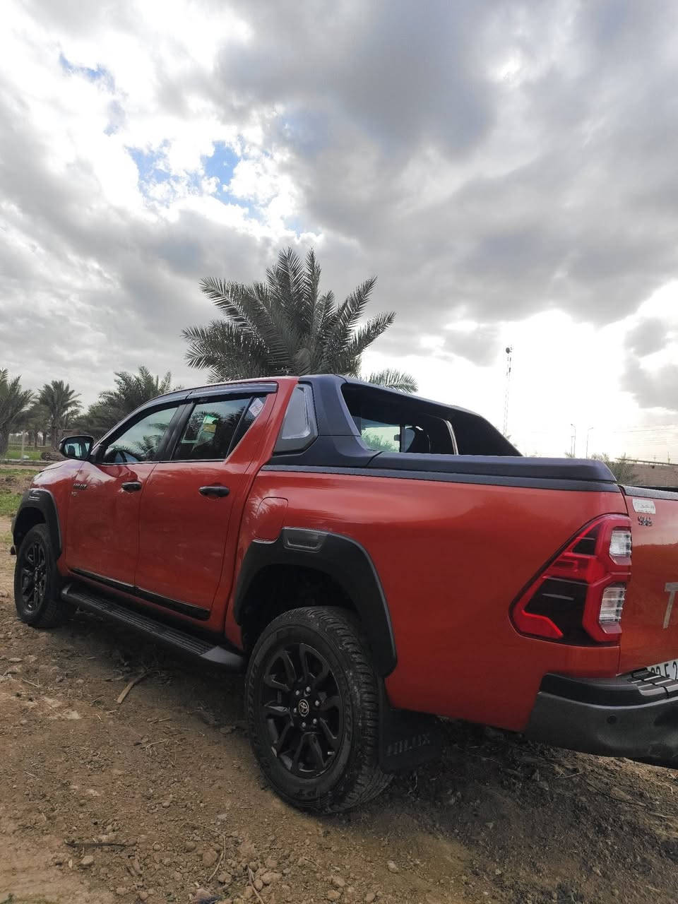 هايلوكس ادفنجر 2022 مكفوله رقم اربيل بسمي 
مكاني بغداد 
للاستفسار ***********
